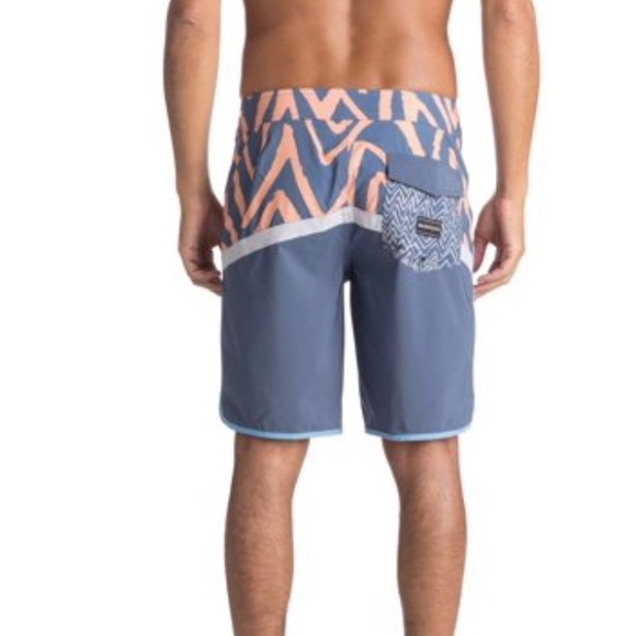 Like New Quiksilver Highline Boardshorts - Picture 2 of 7